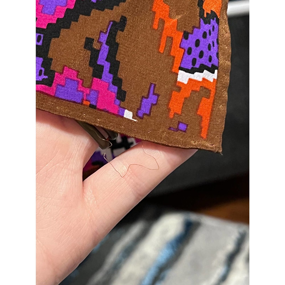 Vintage Rectangular Pixelated Pattern Scarf - image 3